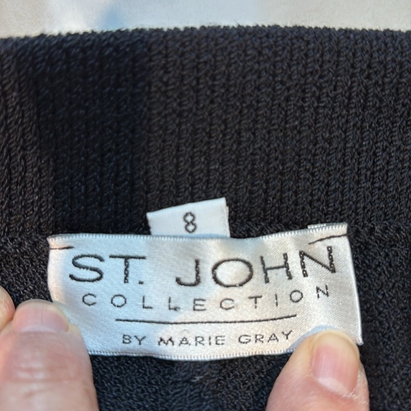 St. John Luxury Brand Black High-Waisted Timeless Knit Pants. EUC - Picture 3 of 10